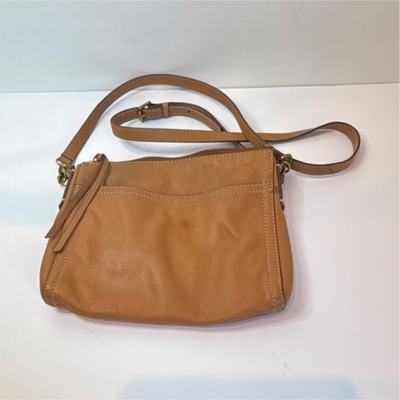 Fossil Handbags - Fossil Tan Crossbody Bag with Zipper Accent, Gold Hardware, Inner Pockets